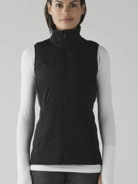 Lululemon Running Vest Women’s Black Zip-Front Lightweight Vest